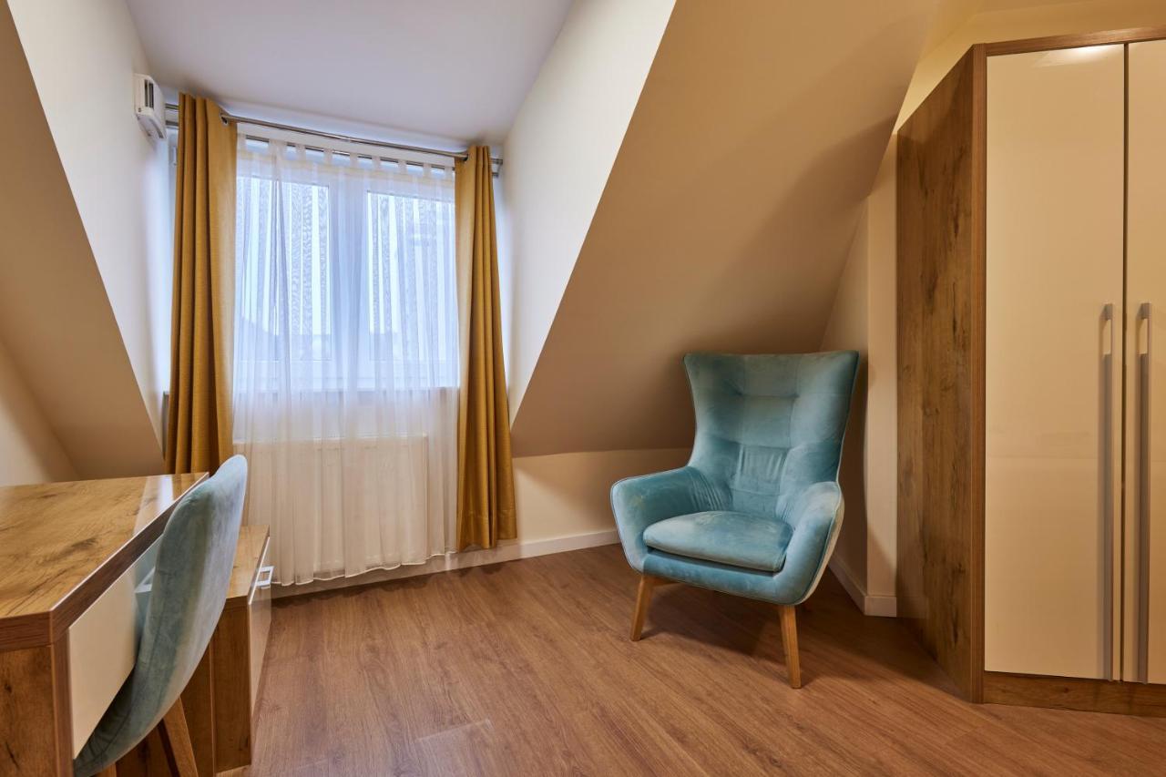 Hotel Isha Франкфурт на Майн Екстериор снимка