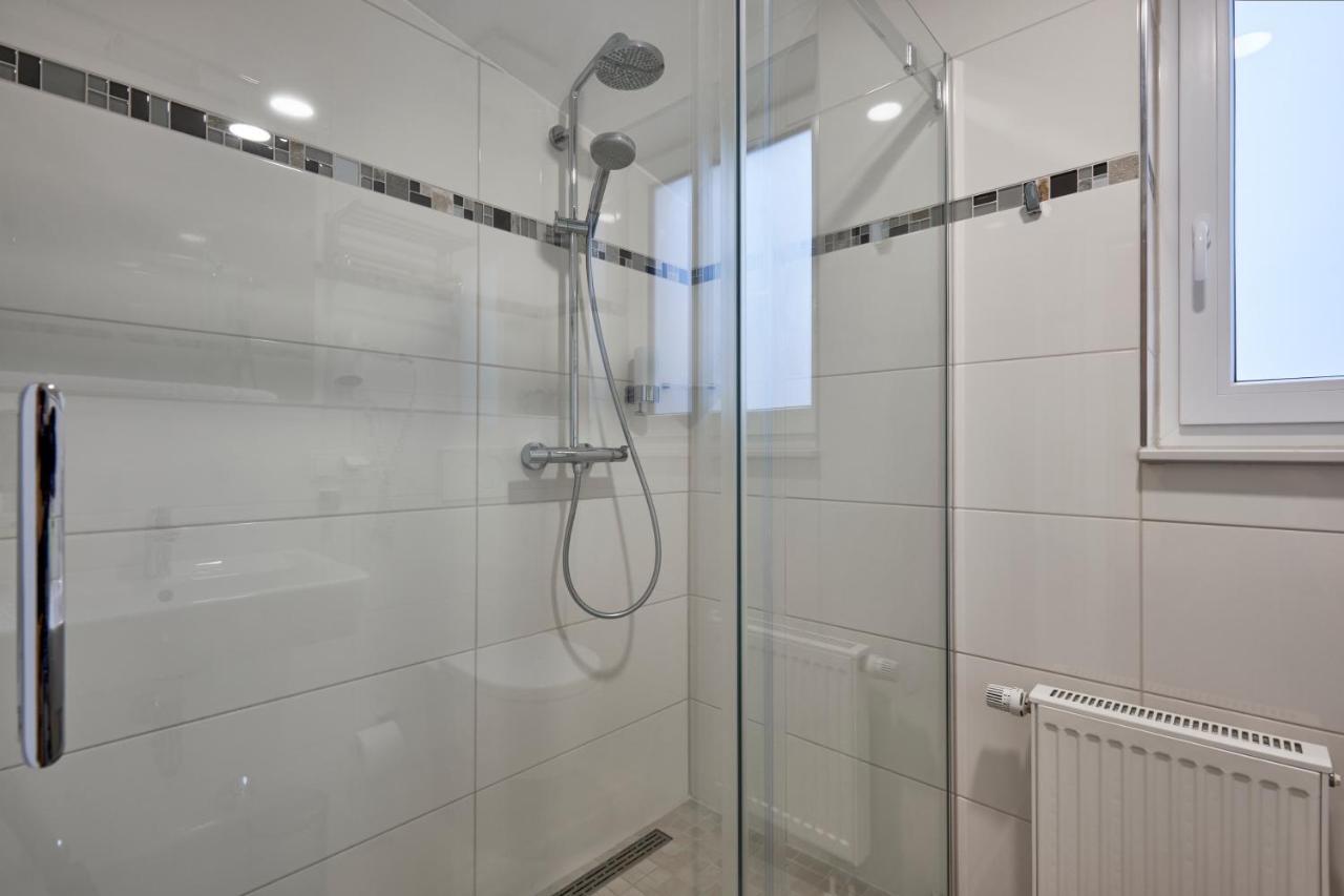 Hotel Isha Франкфурт на Майн Екстериор снимка